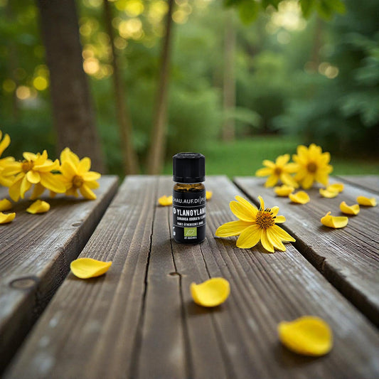 Ylang-ylang essential oil