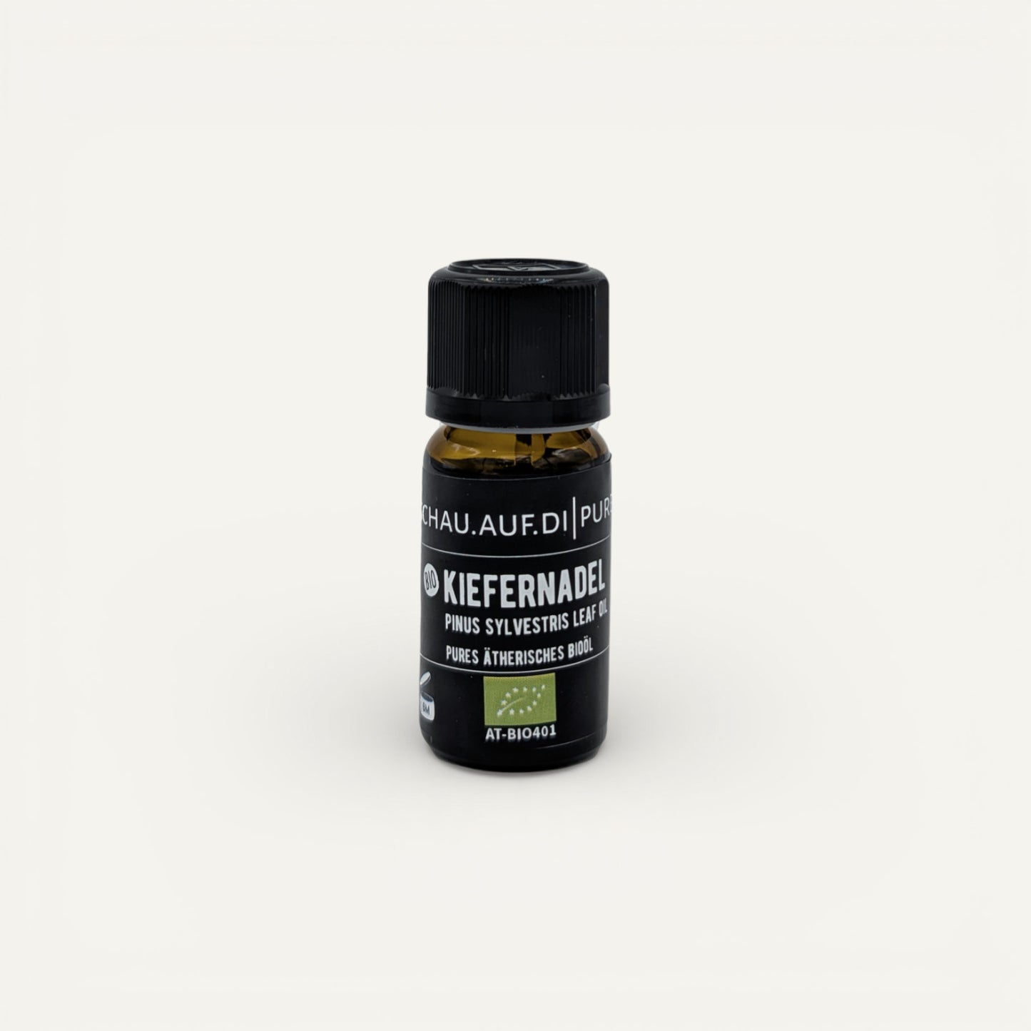 essential pine needle oil