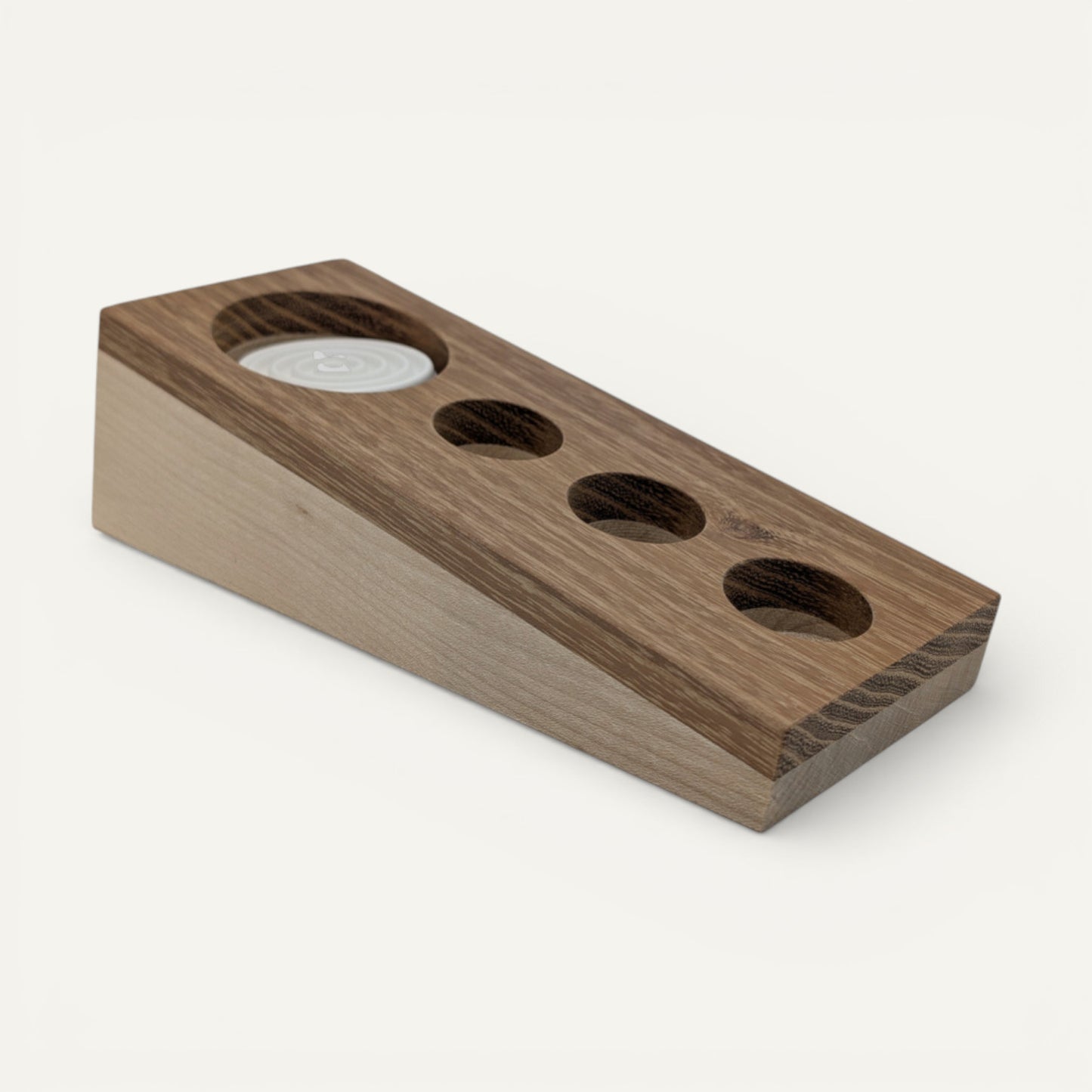 AromaBase for essential oils